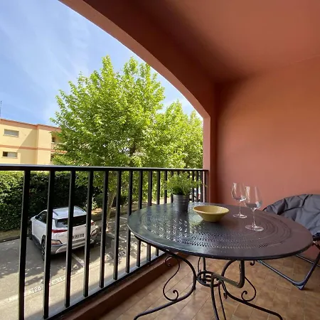 Sainte-maxime, 2 Pieces Avec Piscine, Terrasse, Parking Prive, Proche Et Commerces - Fr-1-226-487 Apartment Sainte-Maxime